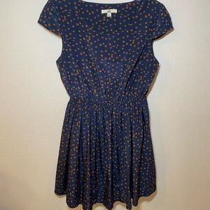 Super cute cap sleeve dress size L